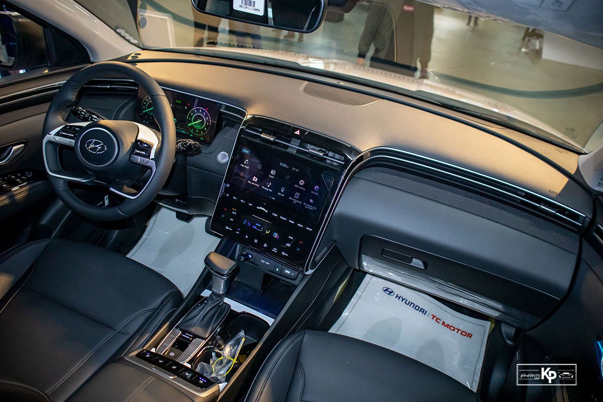 kham-pha-hyundai-tucson-2022-vua-ve-dai-ly-tang-90-e3df