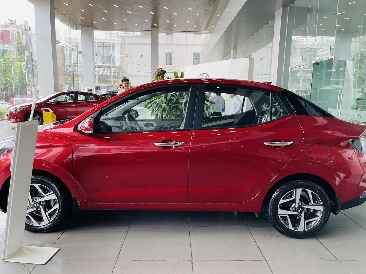 new-hyundai-grand-i10-23-1870999j29687
