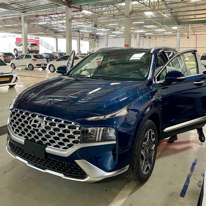 xe_santafe_dầu_cao_cấp_2022